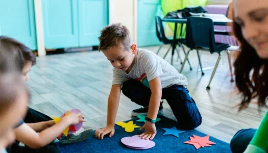 Pisos para escolas: consigo trocar durante o período letivo?